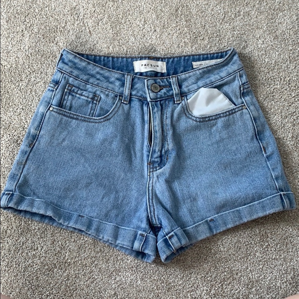 PacSun Mom Short